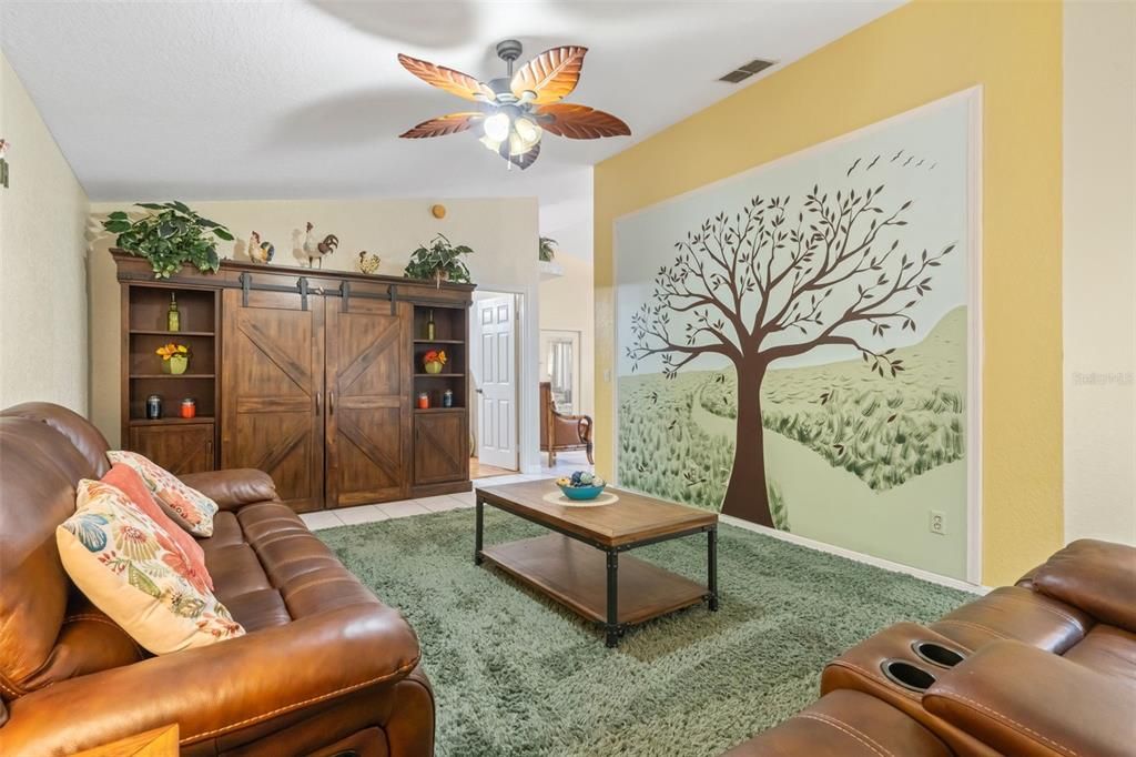 For Sale: $309,900 (4 beds, 2 baths, 2159 Square Feet)