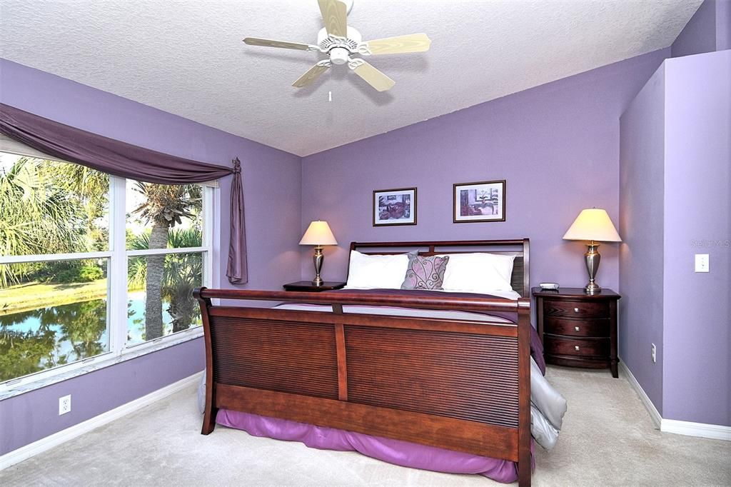 待售: $279,000 (2 贝兹, 2 浴室, 1684 平方英尺)