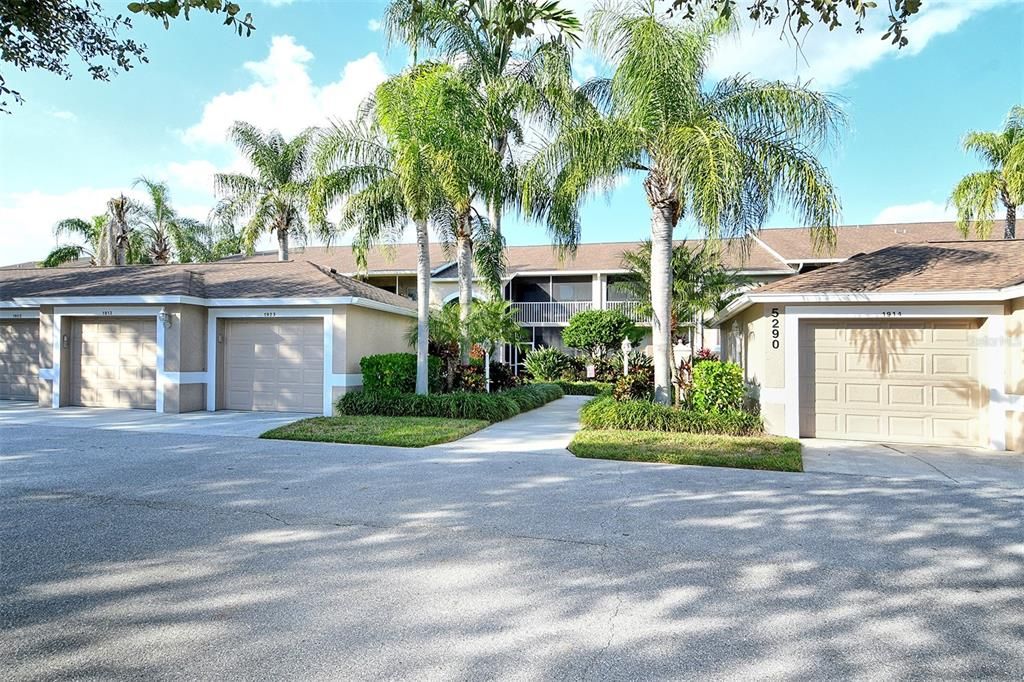 待售: $279,000 (2 贝兹, 2 浴室, 1684 平方英尺)