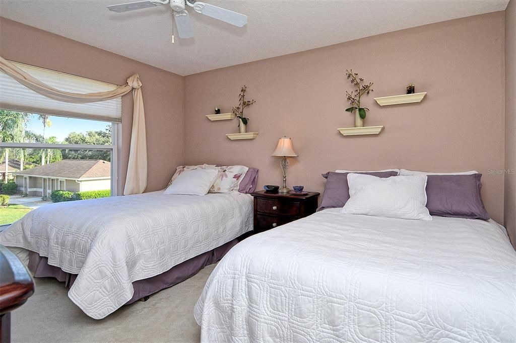 待售: $279,000 (2 贝兹, 2 浴室, 1684 平方英尺)