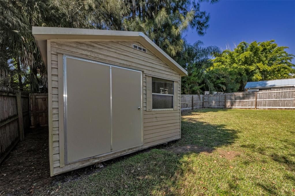 На продажу: $687,900 (3 спален, 3 ванн, 1703 Квадратных фут)