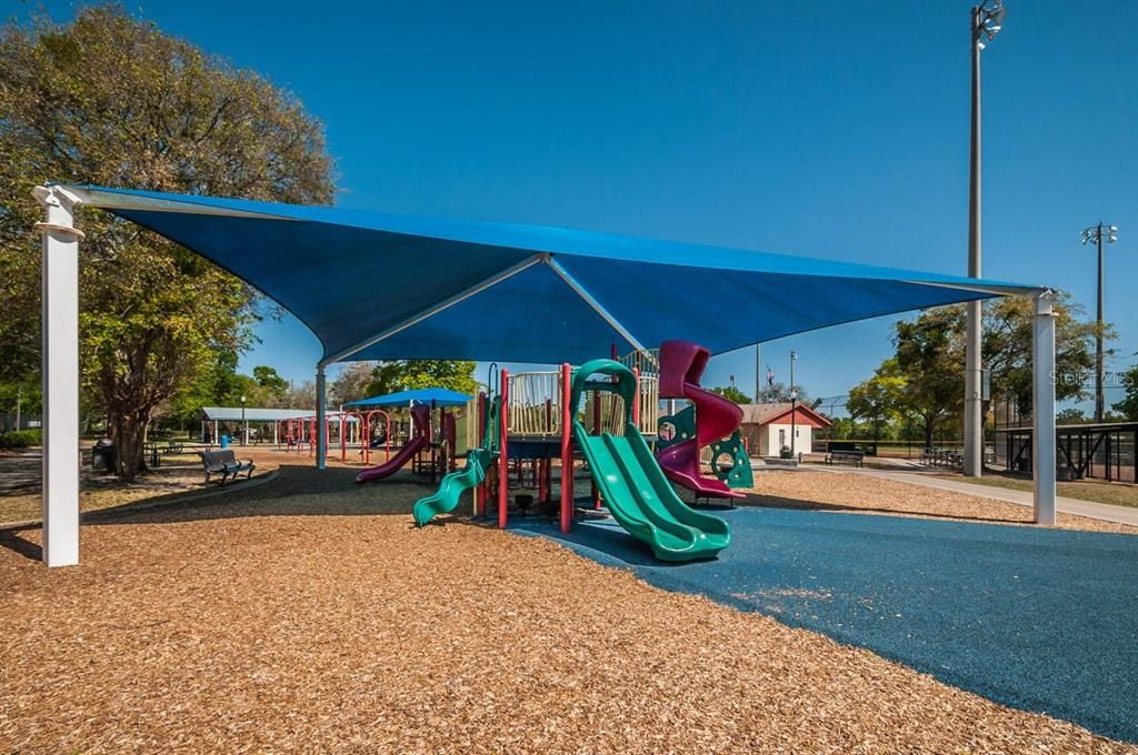 На продажу: $687,900 (3 спален, 3 ванн, 1703 Квадратных фут)