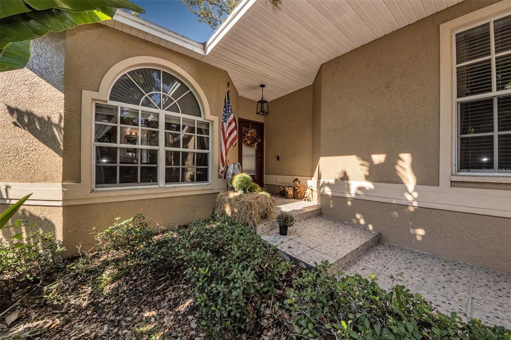 На продажу: $687,900 (3 спален, 3 ванн, 1703 Квадратных фут)