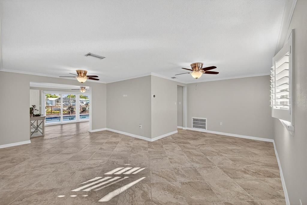 For Sale: $699,000 (3 beds, 2 baths, 1765 Square Feet)