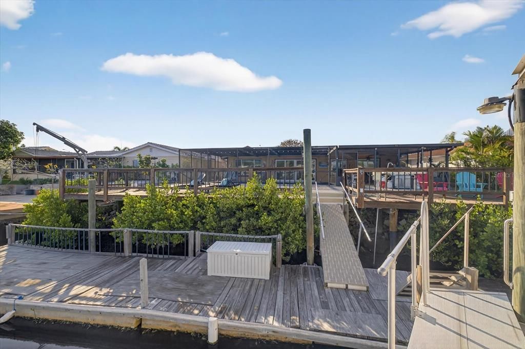 For Sale: $699,000 (3 beds, 2 baths, 1765 Square Feet)