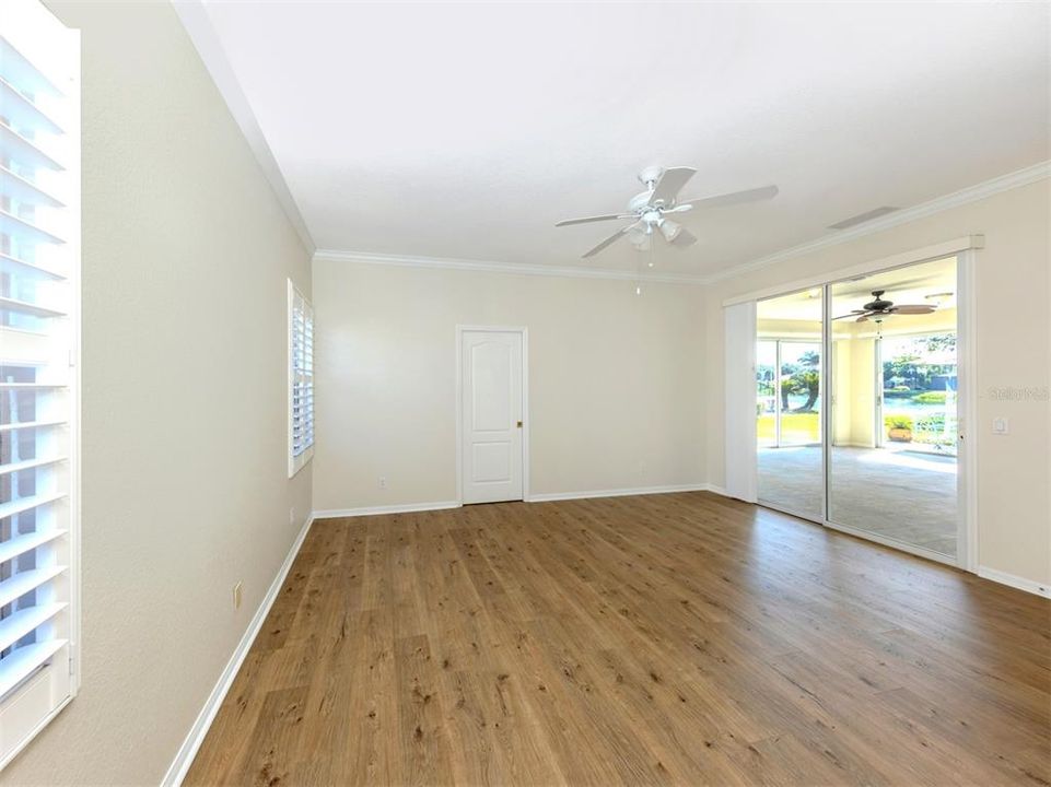 For Sale: $489,000 (3 beds, 2 baths, 2351 Square Feet)