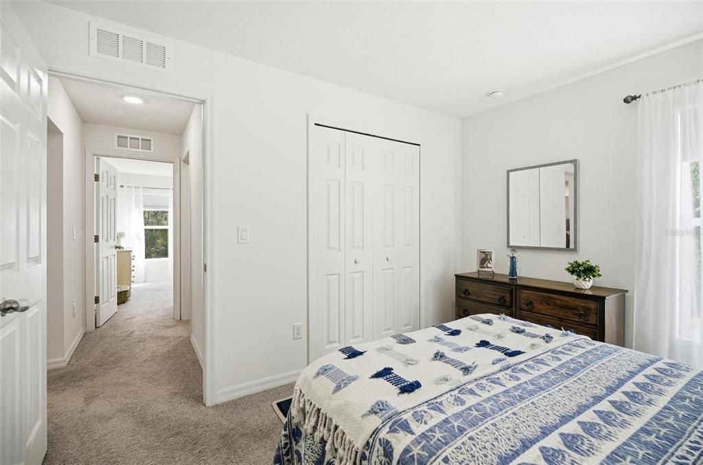 Active With Contract: $269,900 (3 beds, 2 baths, 1552 Square Feet)