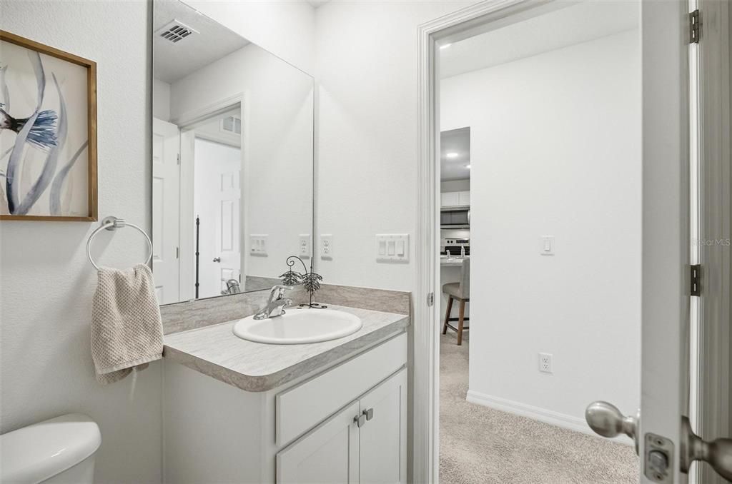 Active With Contract: $269,900 (3 beds, 2 baths, 1552 Square Feet)