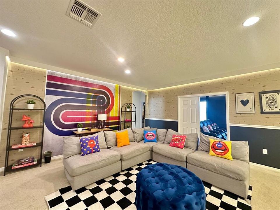 For Sale: $1,149,000 (14 beds, 11 baths, 6223 Square Feet)