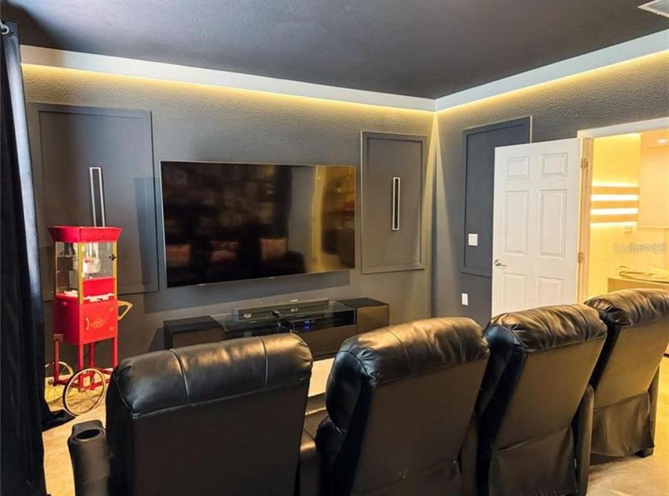 For Sale: $1,149,000 (14 beds, 11 baths, 6223 Square Feet)