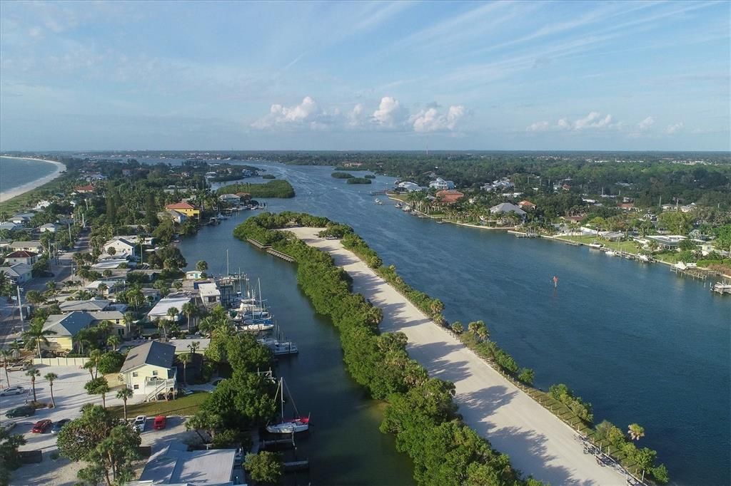 For Rent: $1,850 (2 beds, 1 baths, 1000 Square Feet)