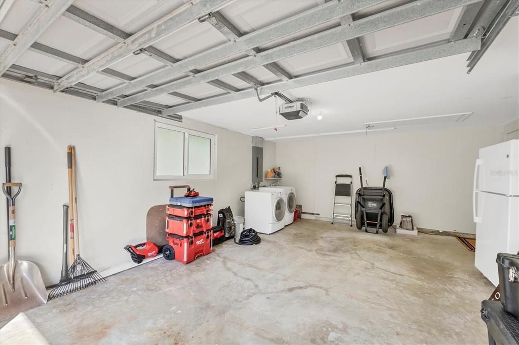 For Sale: $649,000 (2 beds, 2 baths, 1128 Square Feet)