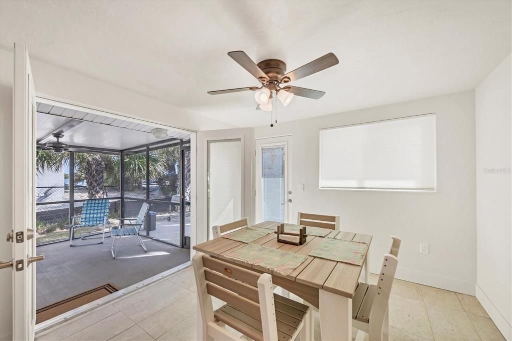 For Sale: $649,000 (2 beds, 2 baths, 1128 Square Feet)