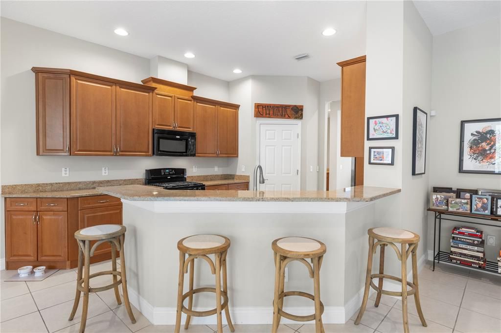 For Sale: $800,000 (4 beds, 3 baths, 3025 Square Feet)