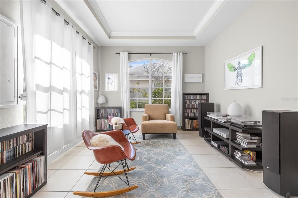 For Sale: $800,000 (4 beds, 3 baths, 3025 Square Feet)