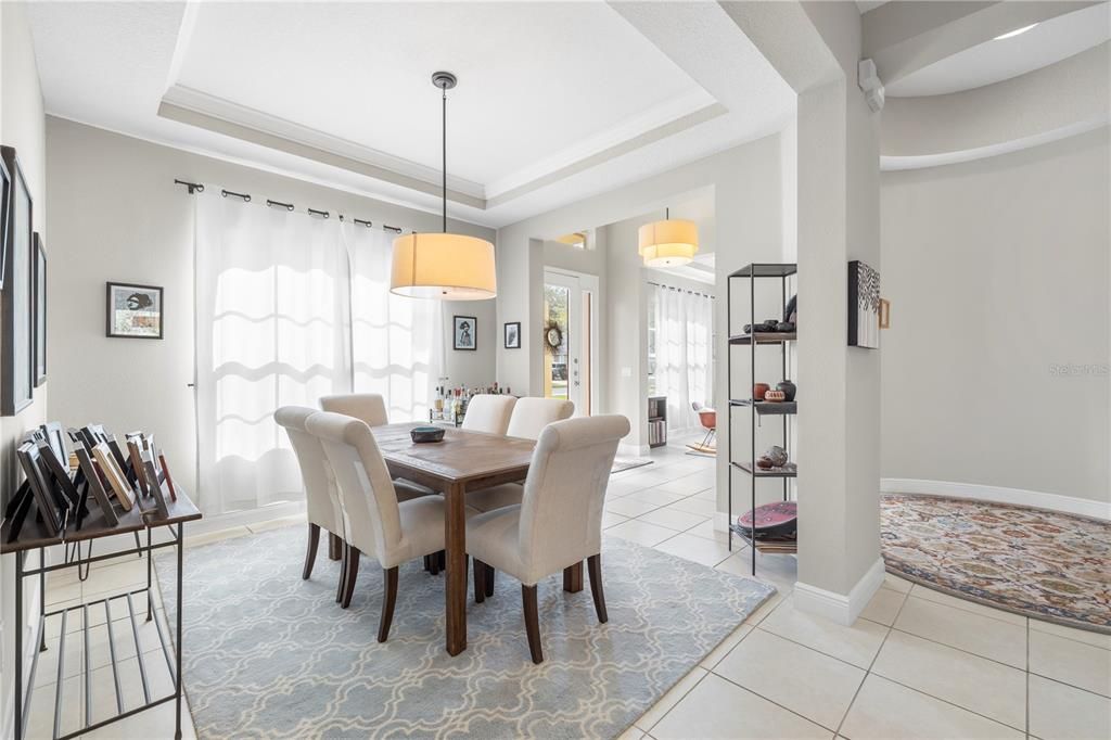 For Sale: $800,000 (4 beds, 3 baths, 3025 Square Feet)