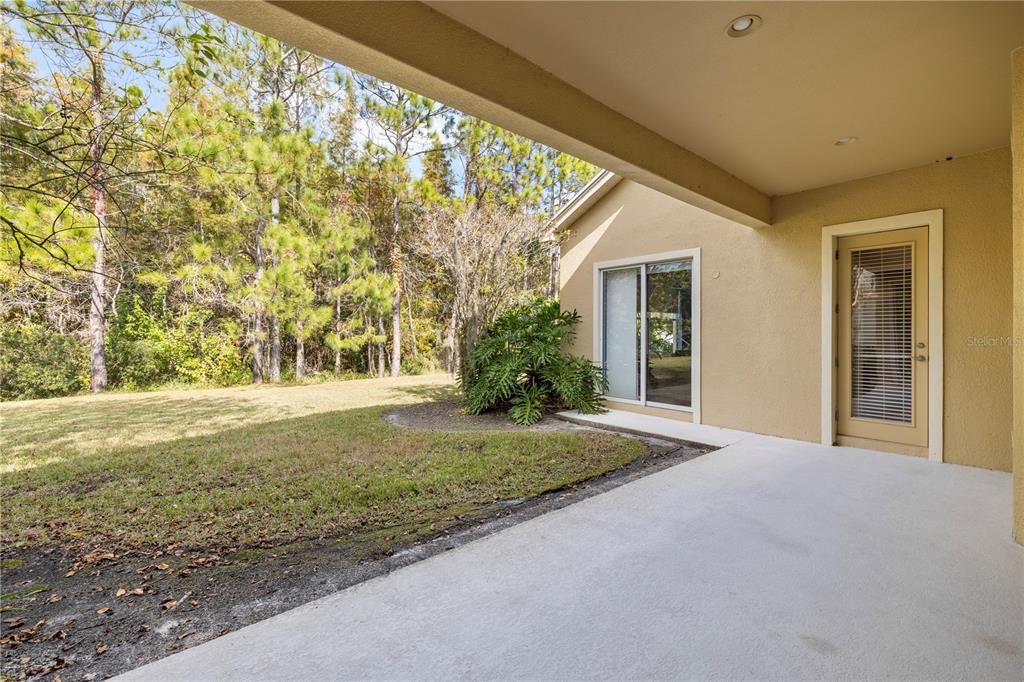 For Sale: $800,000 (4 beds, 3 baths, 3025 Square Feet)