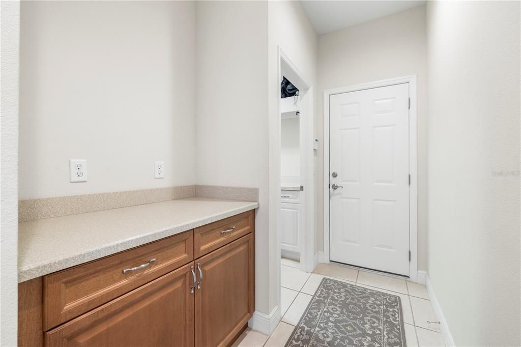 For Sale: $800,000 (4 beds, 3 baths, 3025 Square Feet)