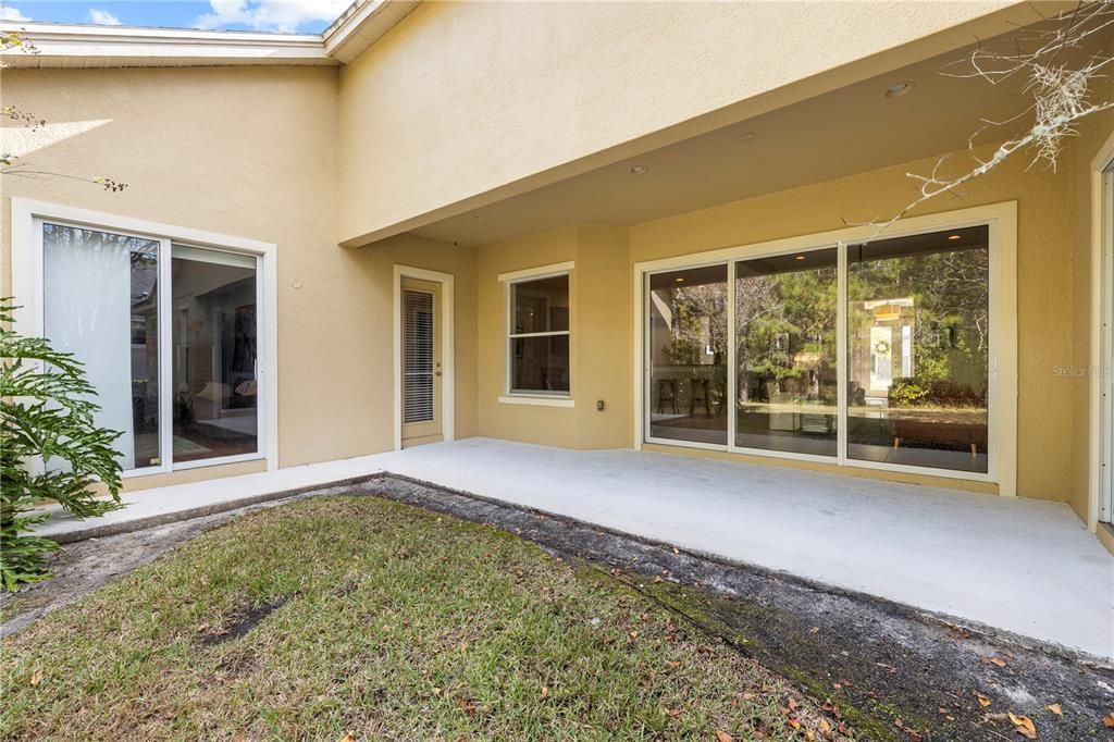 For Sale: $800,000 (4 beds, 3 baths, 3025 Square Feet)