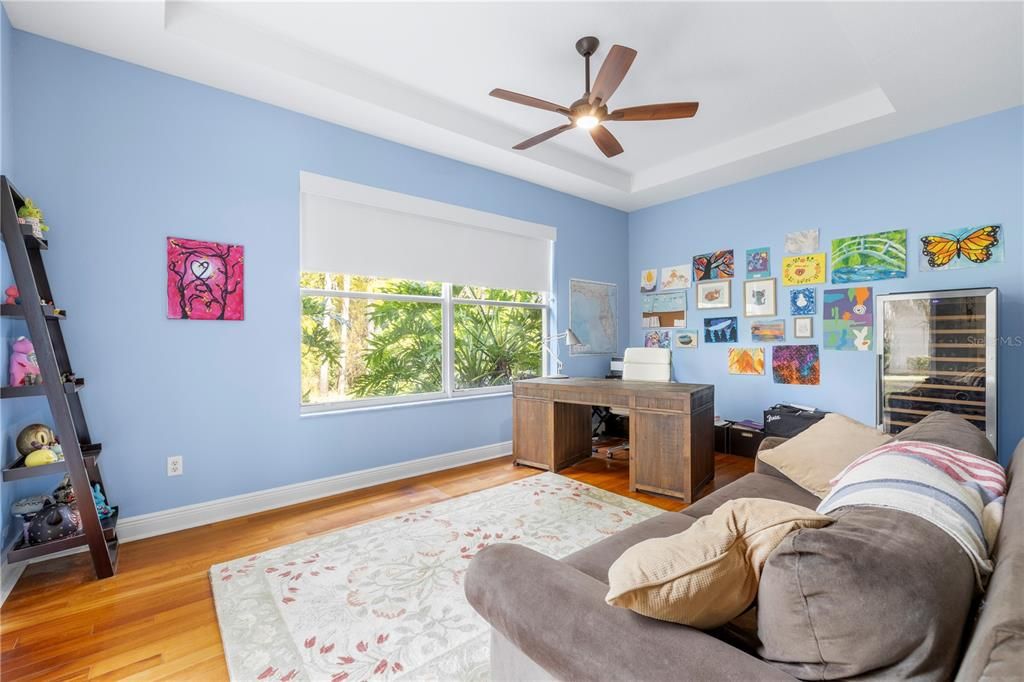 For Sale: $800,000 (4 beds, 3 baths, 3025 Square Feet)