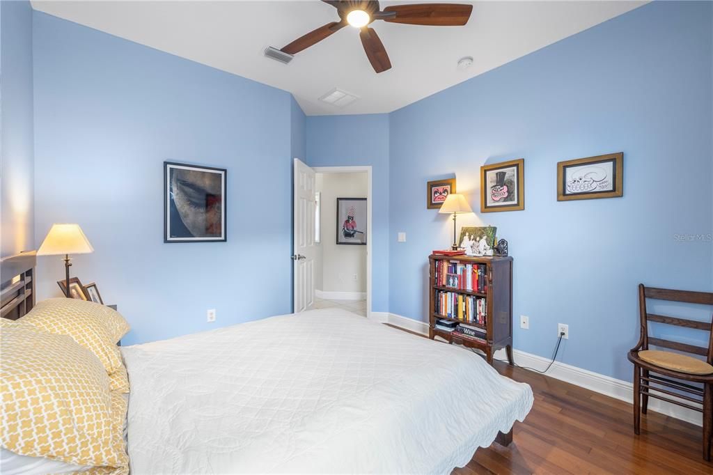 For Sale: $800,000 (4 beds, 3 baths, 3025 Square Feet)