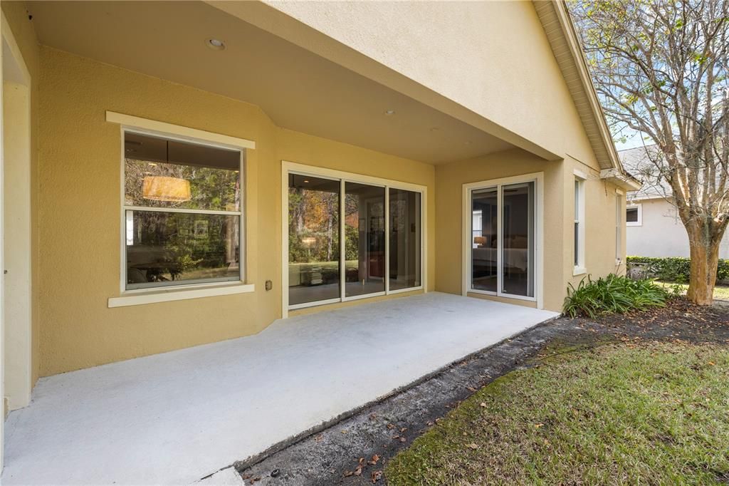 For Sale: $800,000 (4 beds, 3 baths, 3025 Square Feet)