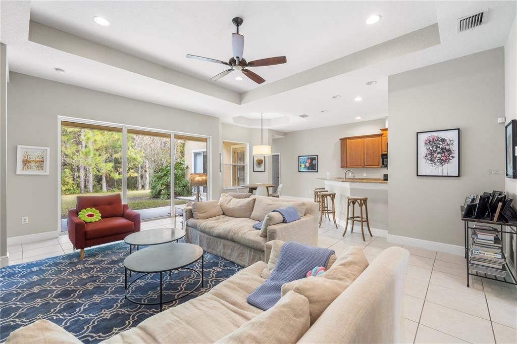 For Sale: $800,000 (4 beds, 3 baths, 3025 Square Feet)