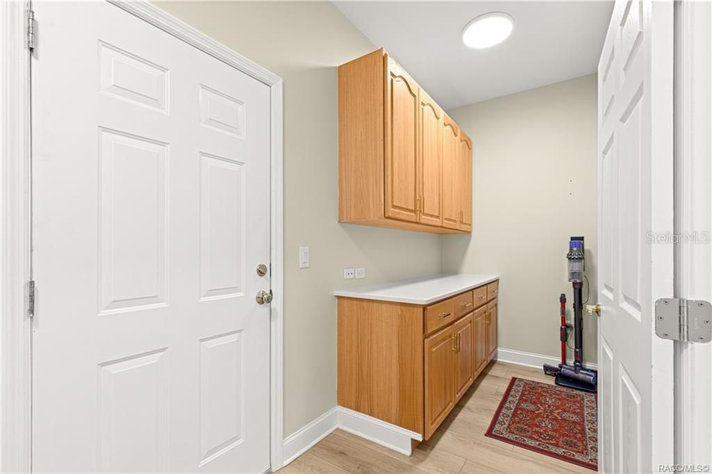 待售: $519,000 (4 贝兹, 3 浴室, 3234 平方英尺)