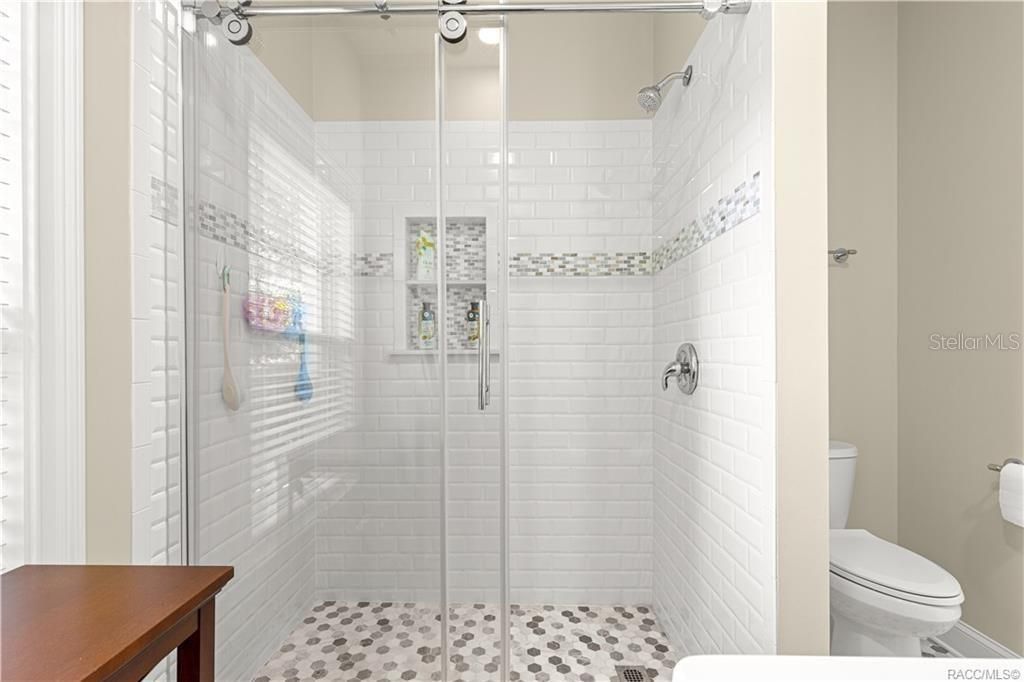 待售: $519,000 (4 贝兹, 3 浴室, 3234 平方英尺)