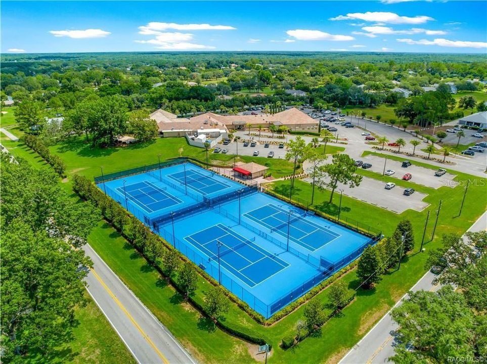 待售: $519,000 (4 贝兹, 3 浴室, 3234 平方英尺)