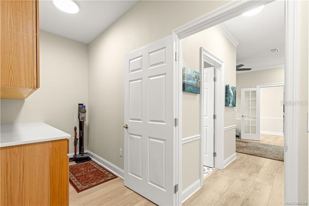 待售: $519,000 (4 贝兹, 3 浴室, 3234 平方英尺)