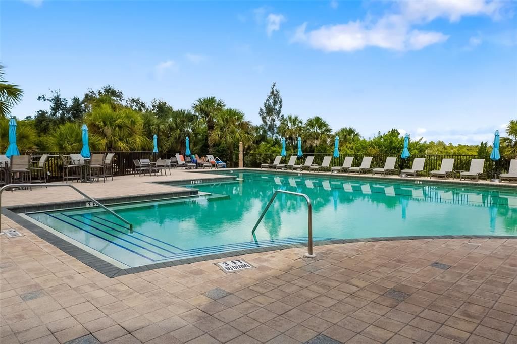 For Sale: $365,000 (3 beds, 2 baths, 1435 Square Feet)