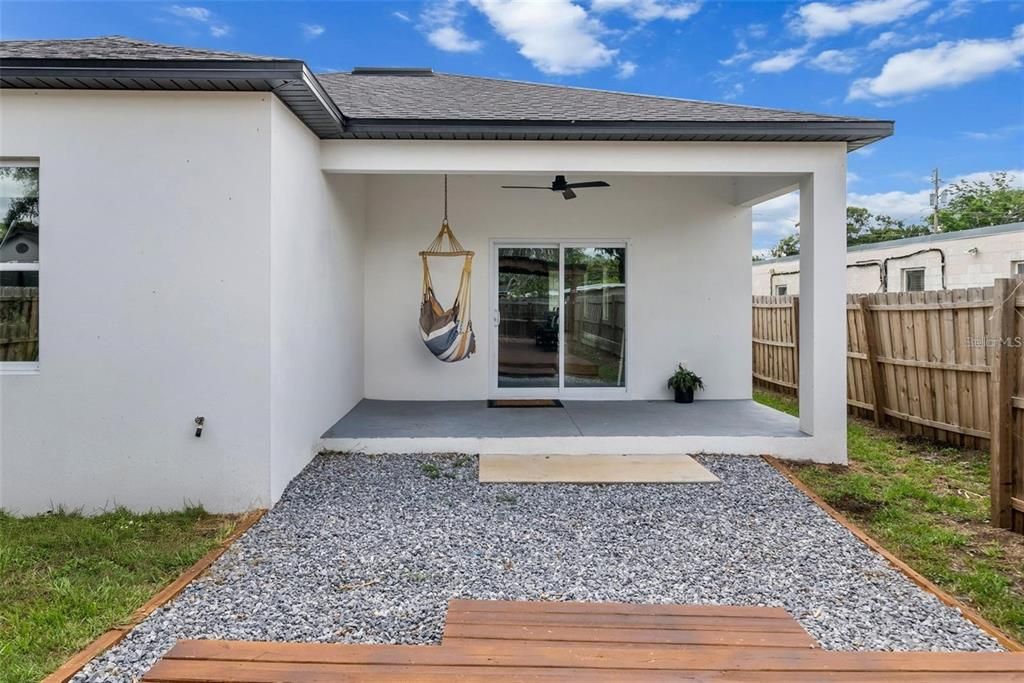 For Sale: $550,000 (3 beds, 2 baths, 1815 Square Feet)