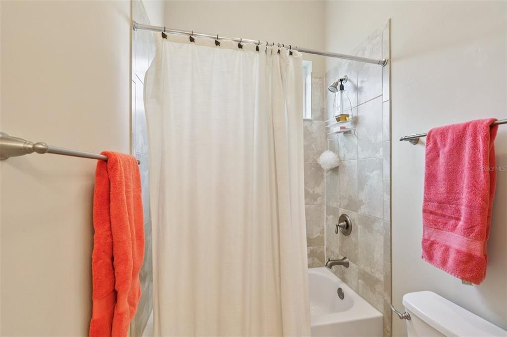 待售: $899,000 (4 贝兹, 3 浴室, 3355 平方英尺)