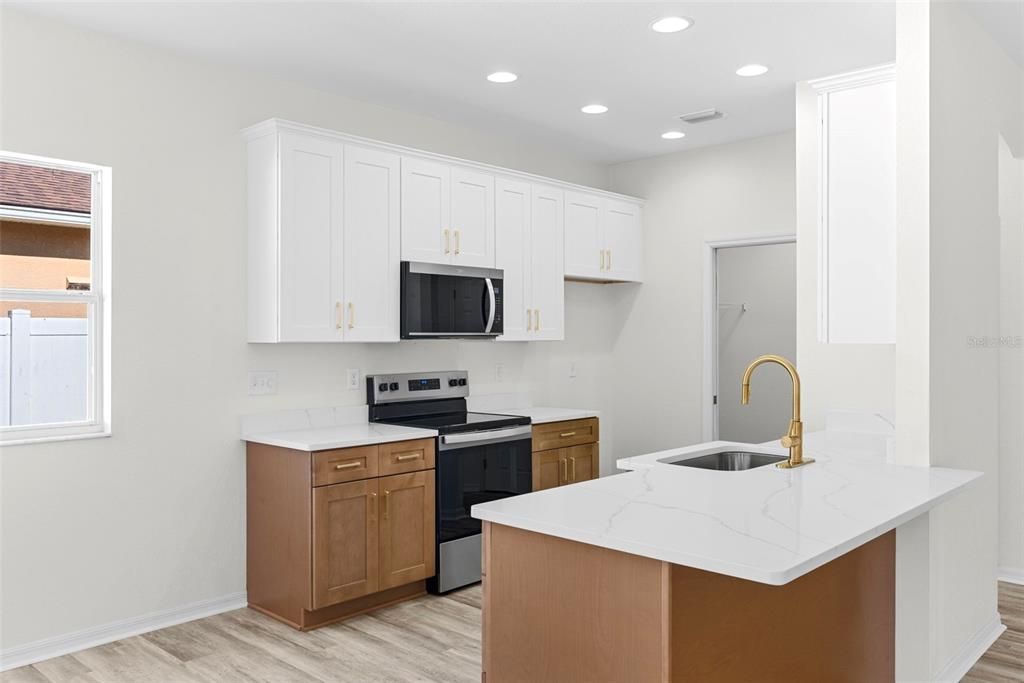 For Sale: $334,900 (3 beds, 2 baths, 1506 Square Feet)