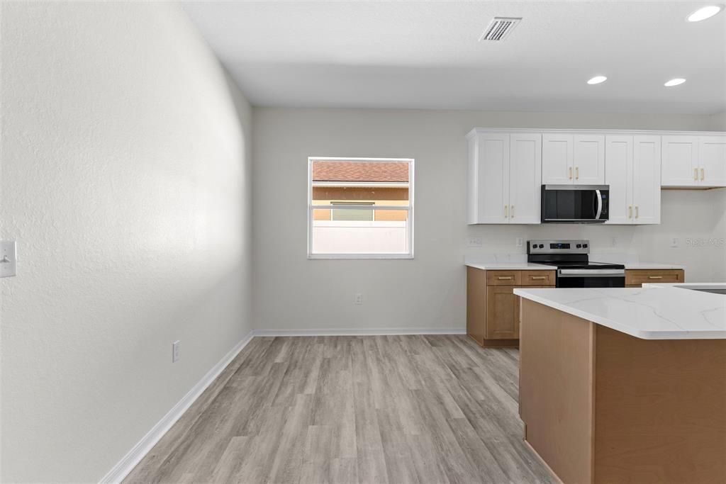 For Sale: $334,900 (3 beds, 2 baths, 1506 Square Feet)