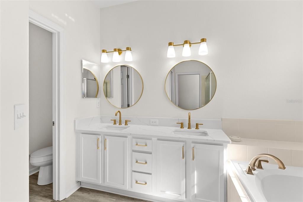 For Sale: $334,900 (3 beds, 2 baths, 1506 Square Feet)