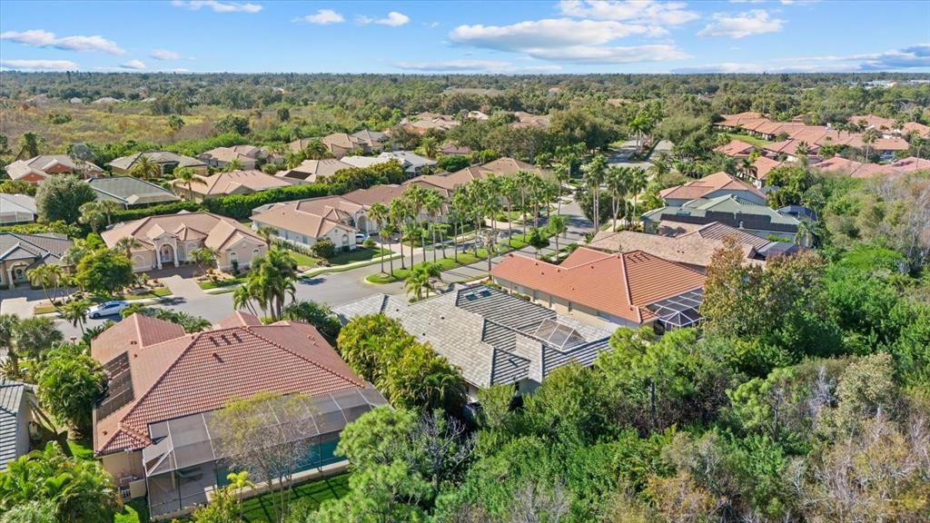 For Sale: $650,000 (4 beds, 3 baths, 2890 Square Feet)