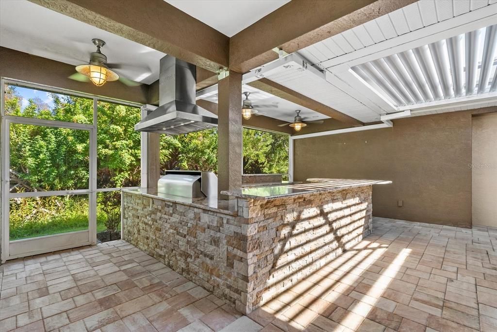 For Sale: $650,000 (4 beds, 3 baths, 2890 Square Feet)