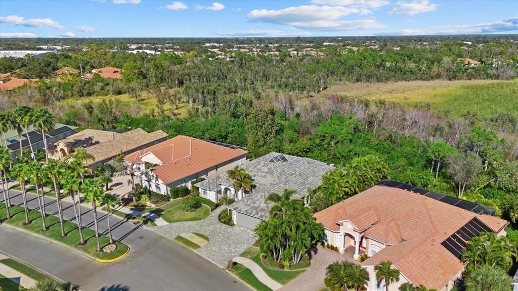 For Sale: $650,000 (4 beds, 3 baths, 2890 Square Feet)