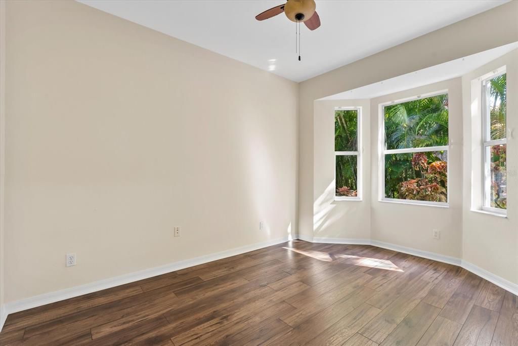 For Sale: $650,000 (4 beds, 3 baths, 2890 Square Feet)