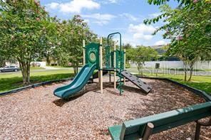 For Sale: $409,900 (4 beds, 2 baths, 1839 Square Feet)