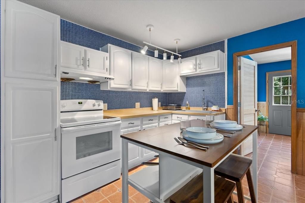 Activo con contrato: $147,500 (1 camas, 1 baños, 480 Pies cuadrados)