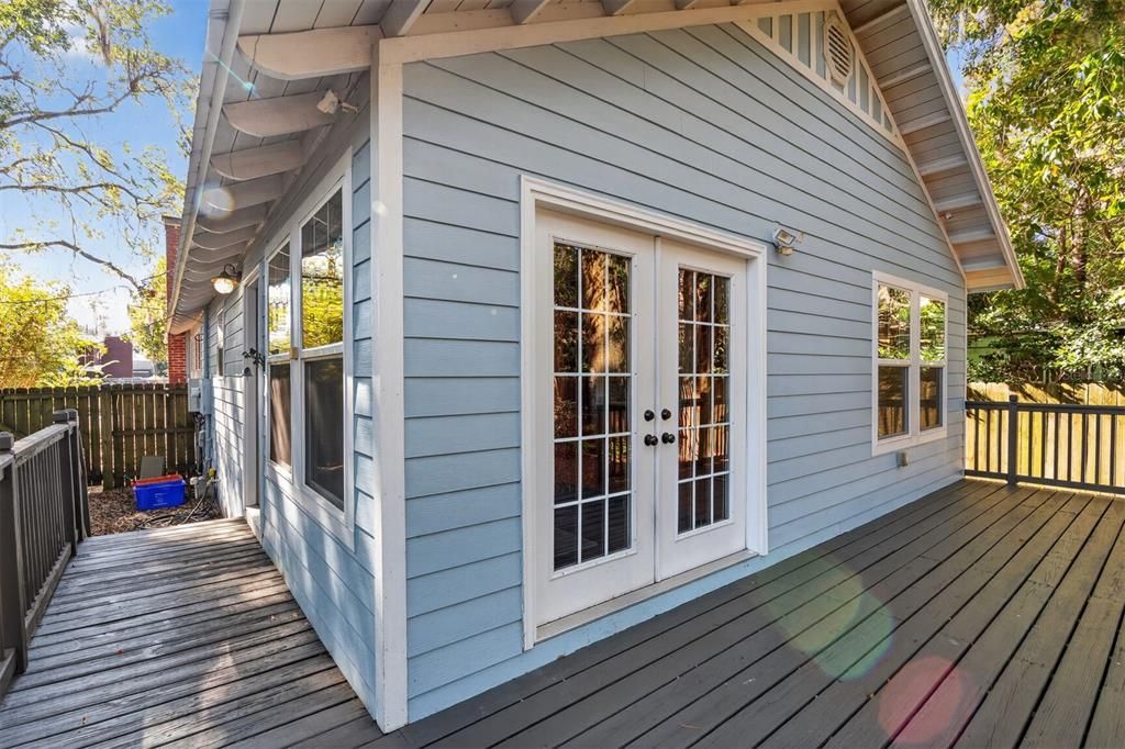 Active With Contract: $295,000 (3 beds, 2 baths, 1392 Square Feet)