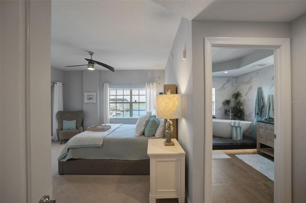 For Sale: $1,150,000 (3 beds, 2 baths, 2374 Square Feet)