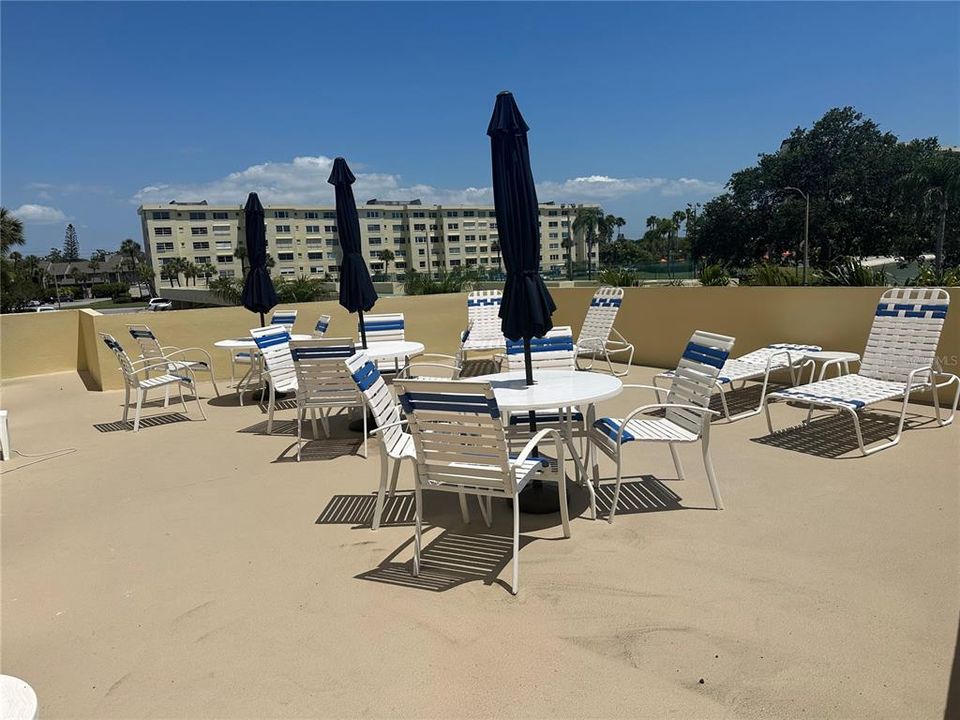 На продажу: $225,000 (1 спален, 1 ванн, 815 Квадратных фут)