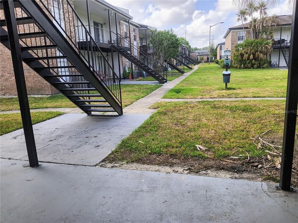 For Rent: $1,375 (2 beds, 2 baths, 1040 Square Feet)