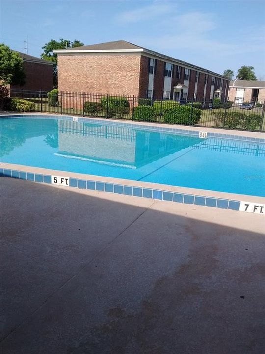 For Rent: $1,375 (2 beds, 2 baths, 1040 Square Feet)