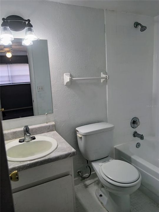 For Rent: $1,375 (2 beds, 2 baths, 1040 Square Feet)