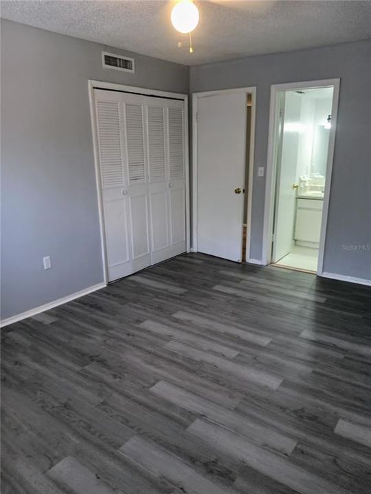 For Rent: $1,375 (2 beds, 2 baths, 1040 Square Feet)